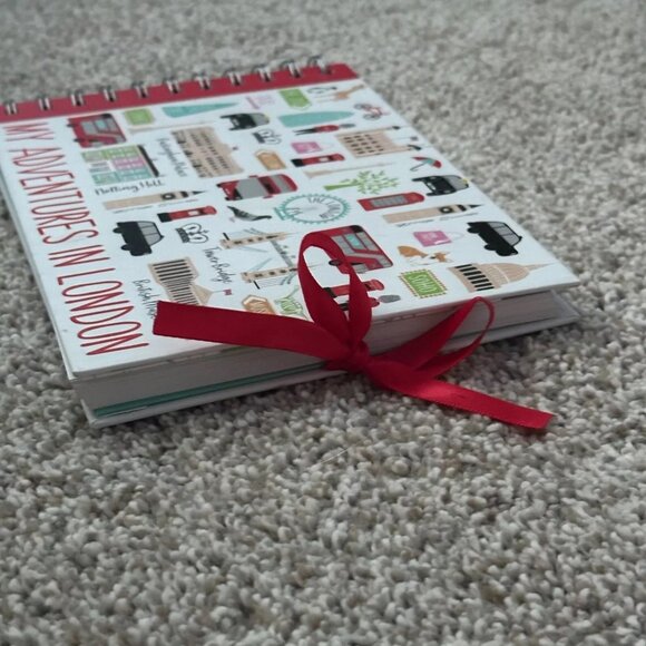 milly green london icons notebook 🇬🇧 - Picture 11 of 12